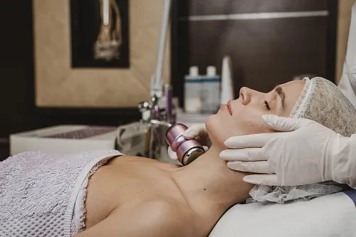  RF-лифтинг на аппарате Venus Viva